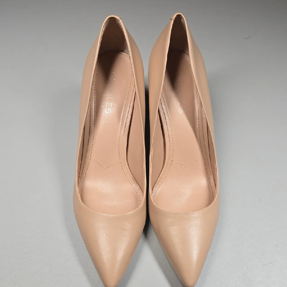 Charles By Charles David Nude Heels - Picture 1 of 8